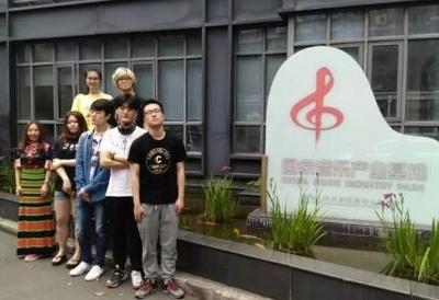 美国蒙特沃德高中师生上海音乐谷之行 一次跨越文化的演出经纪合作